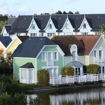 Maison Du Lac Pierre Et Vacances Belle Dune بيت للعطل