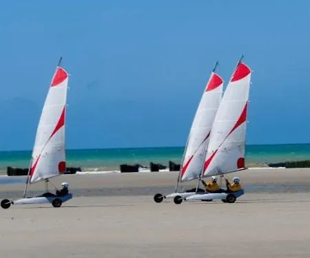 Maison Du Lac Pierre Et Vacances Belle Dune بيت للعطل