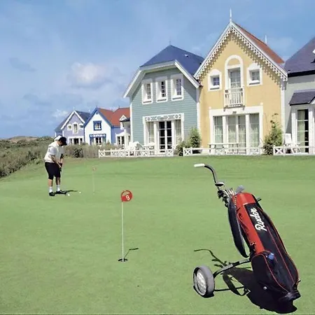 Maison Du Lac Pierre Et Vacances Belle Dune بيت للعطل *
